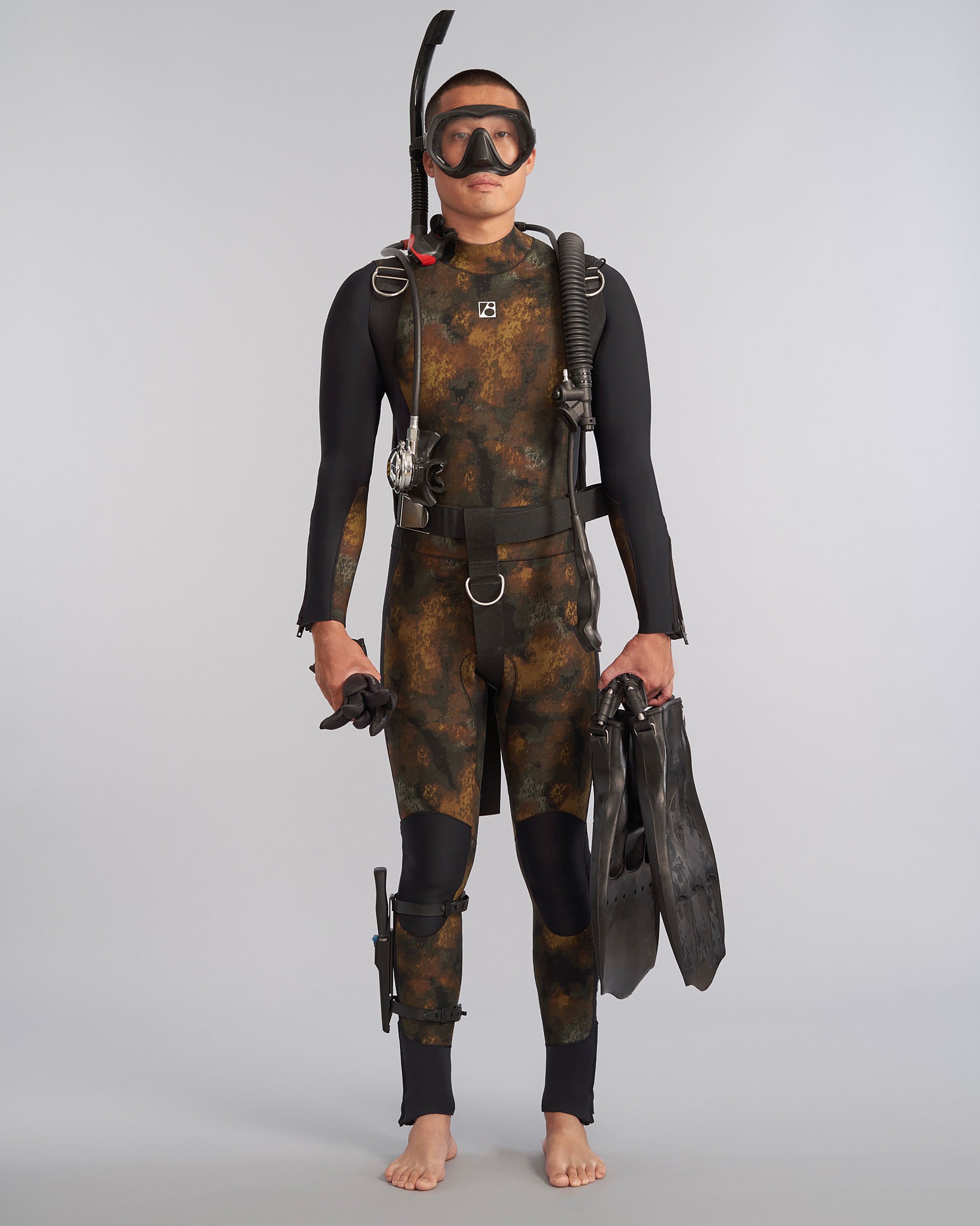 DIVEWETSUIT-BACKZIP-DESERT-